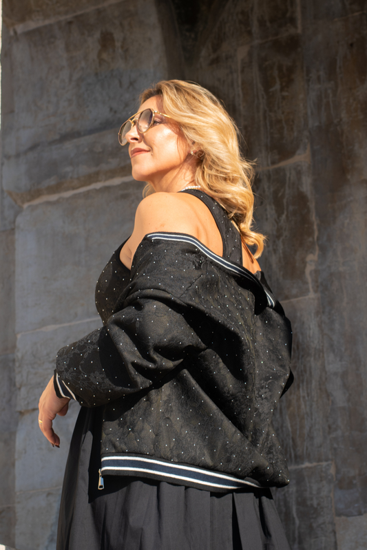 Casaco bomber em renda floral