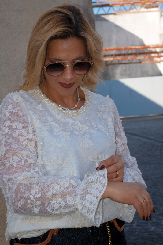 Blusa rendada